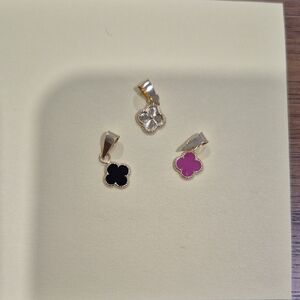 Elegant Gold and Black Flower Pendant